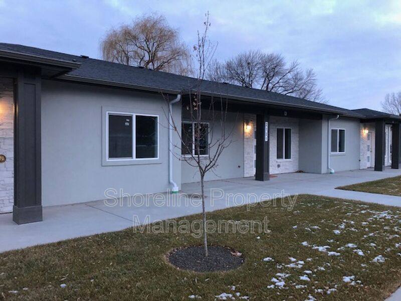 House for rent at 2121 S Montana #C, Caldwell, ID 83605
