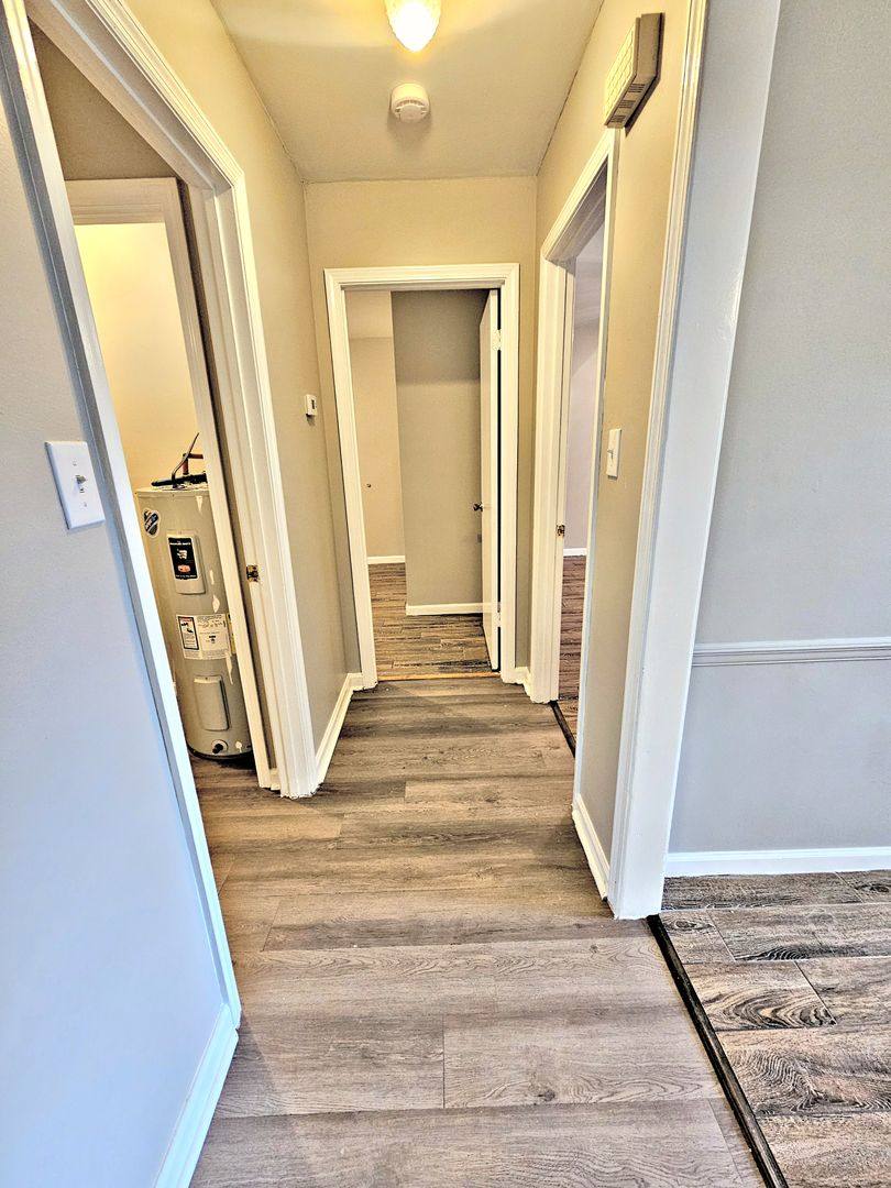 Apartment for rent at 1606 N St, Decatur, AL 35601