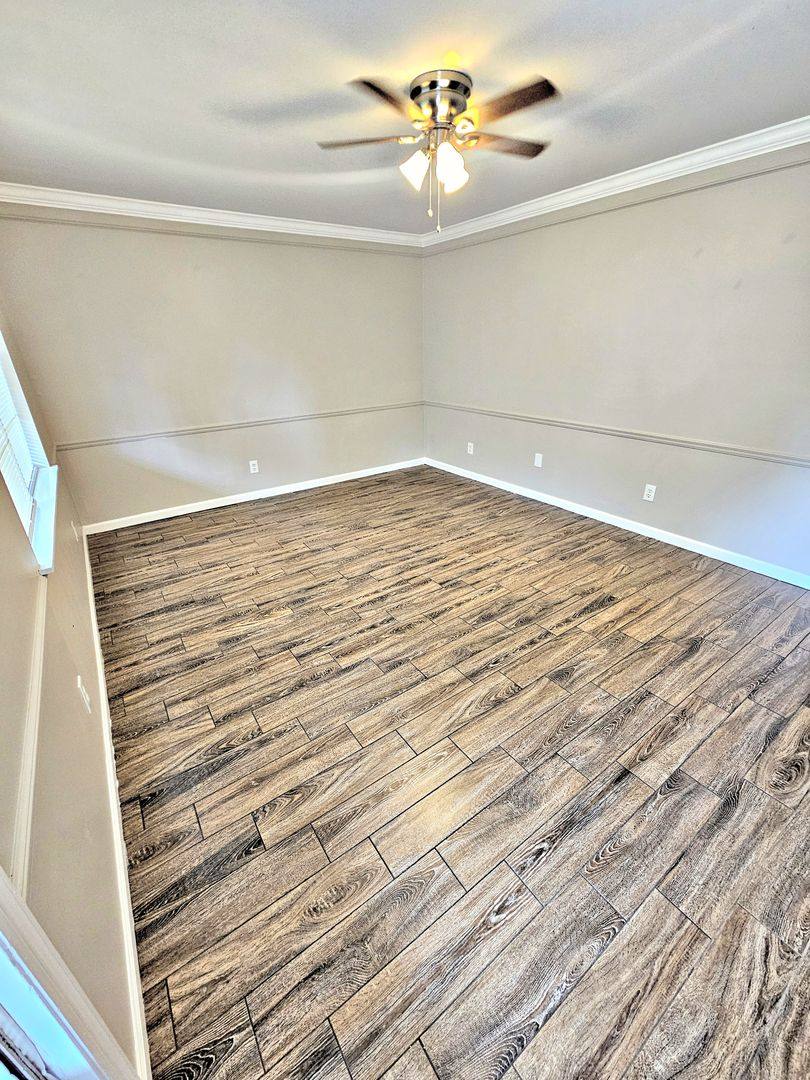 Apartment for rent at 1606 N St, Decatur, AL 35601