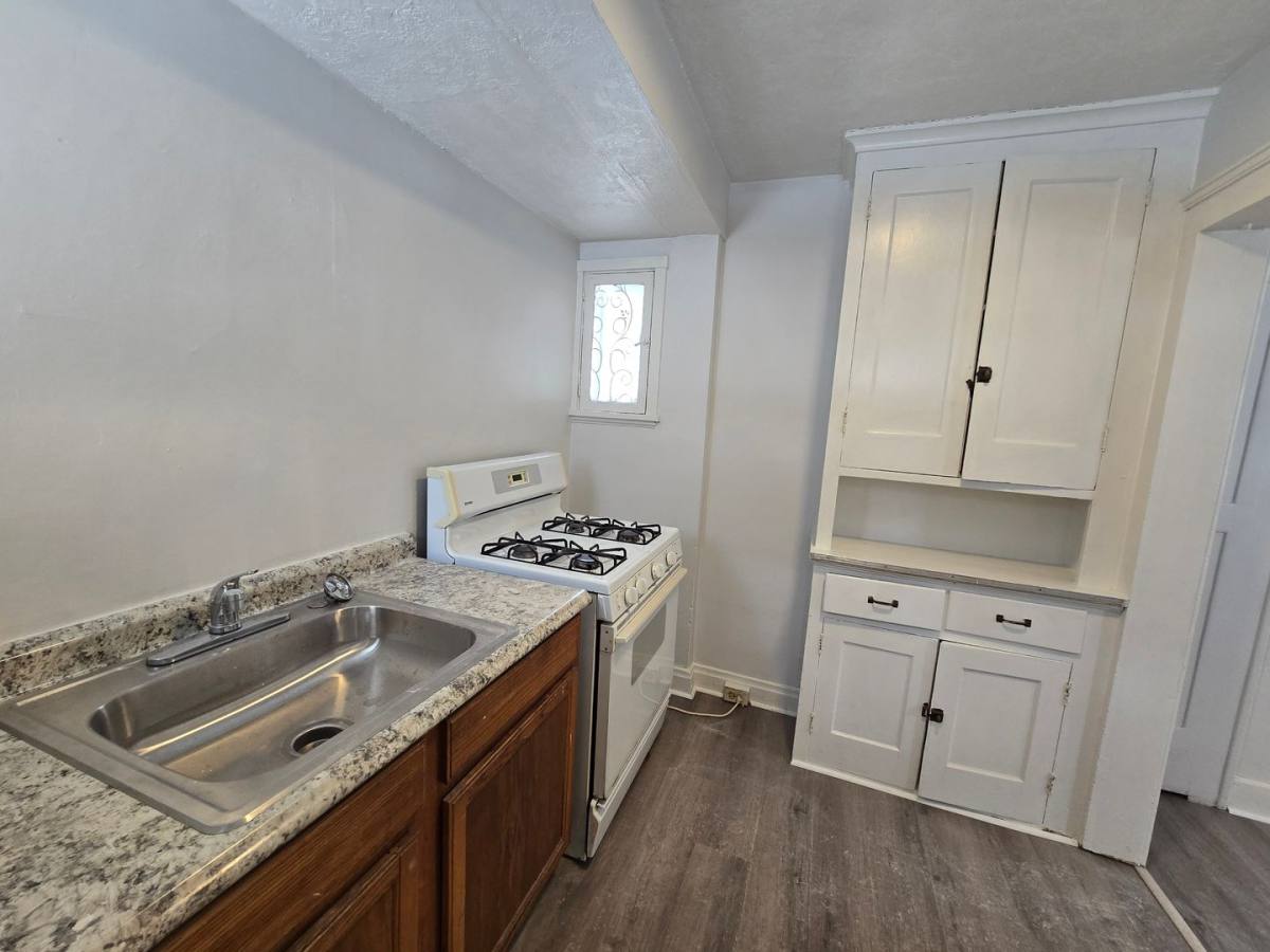 Apartment for rent at 6523 Stanton Ave, Pittsburgh, PA 15206
