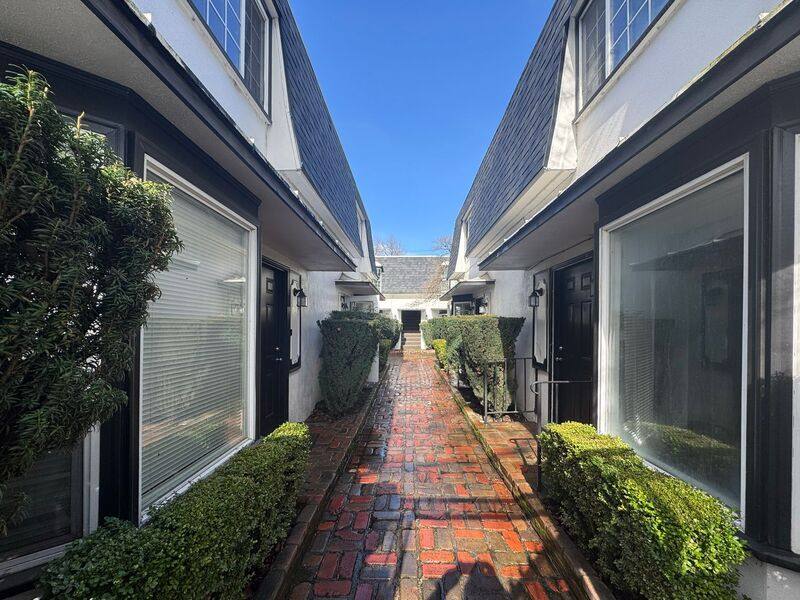 Apartment for rent at 1103-B W 6th Ave, Eugene, OR 97402