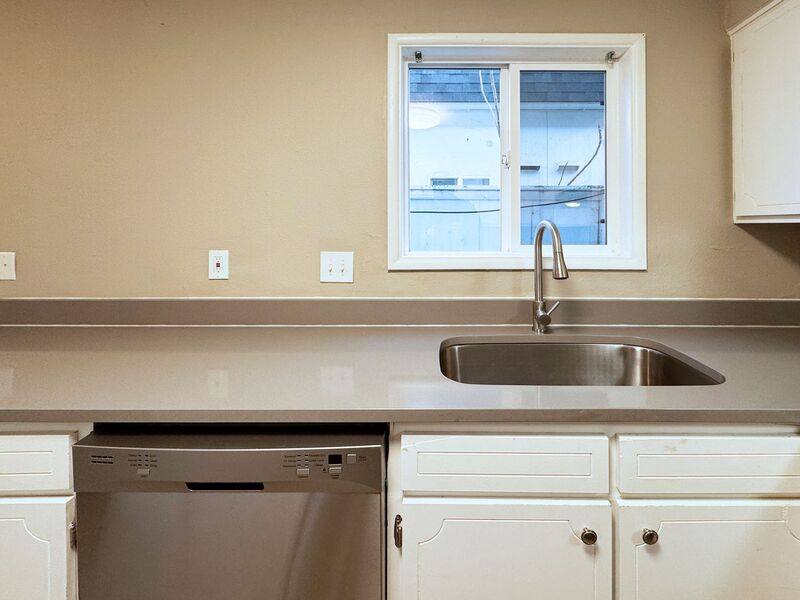 Townhouse for rent at 1117-A W 6th Ave, Eugene, OR 97402