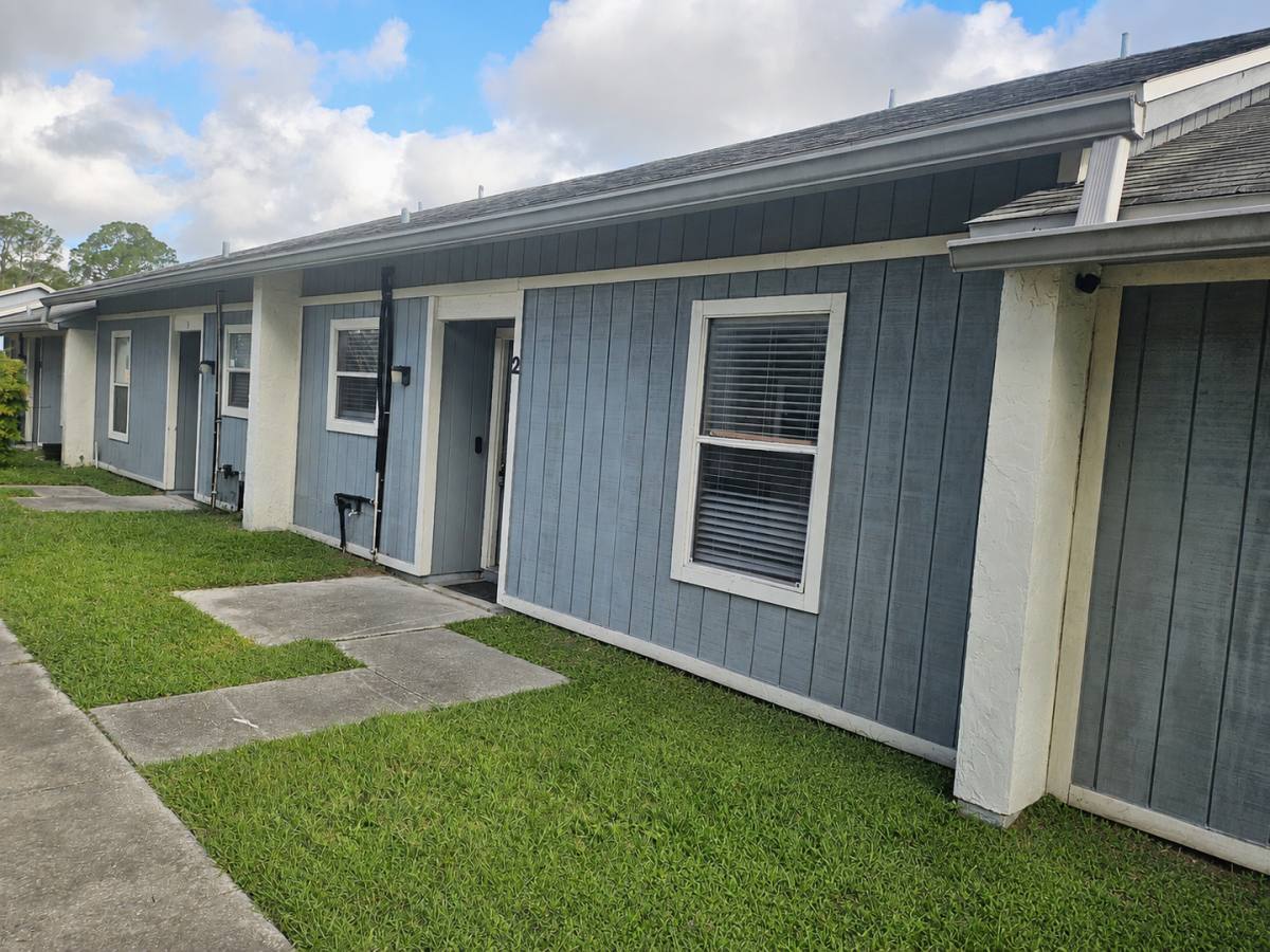 Apartment for rent at 5122 Ricker Rd, Jacksonville, FL 32210