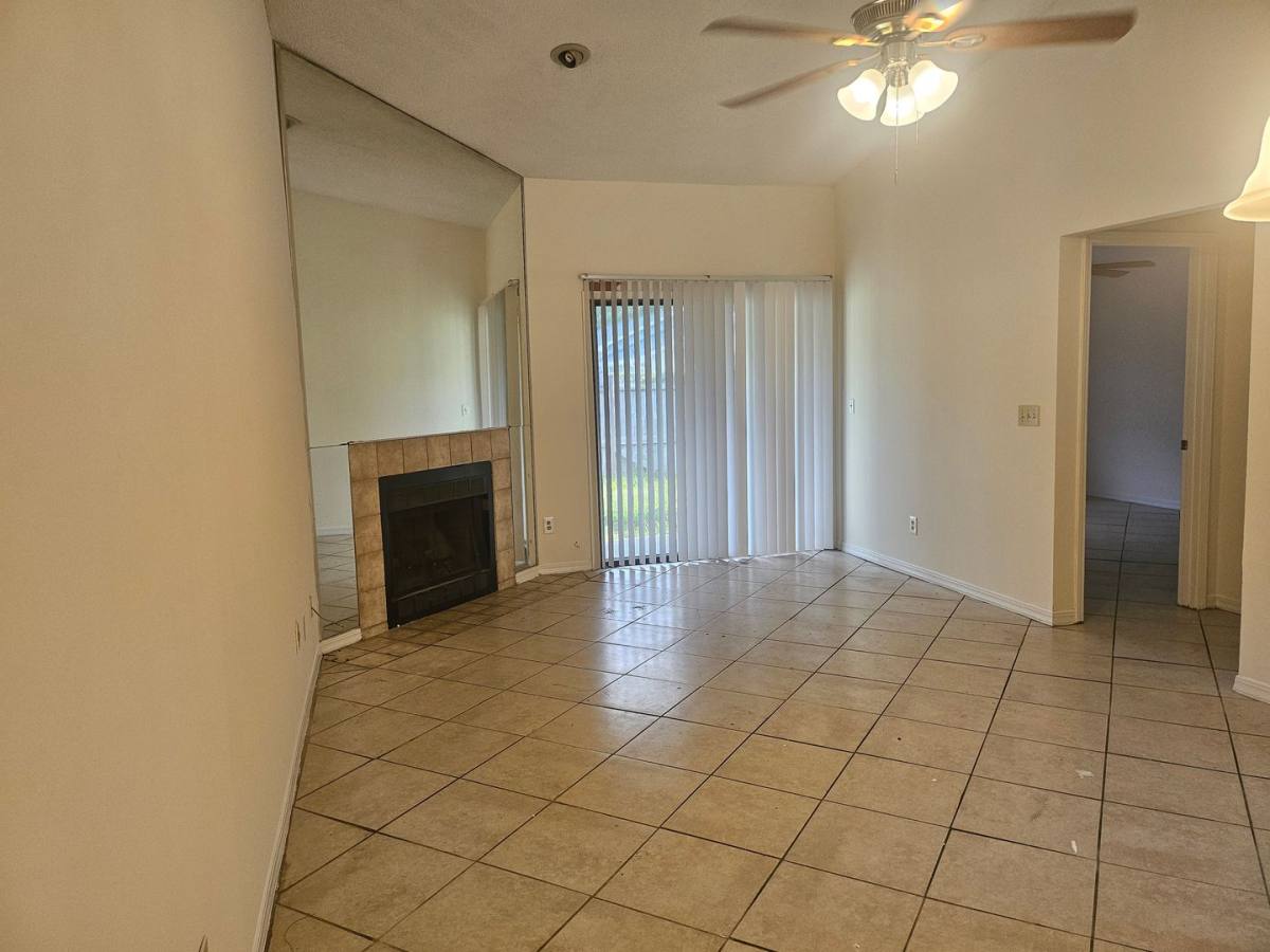 Apartment for rent at 5122 Ricker Rd, Jacksonville, FL 32210