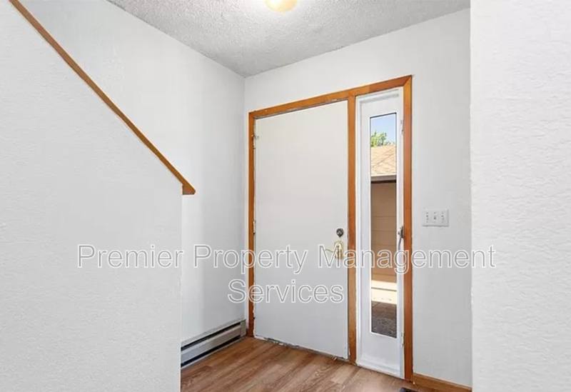 Townhouse for rent at 300 Aristocrat Dr, Billings, MT 59105