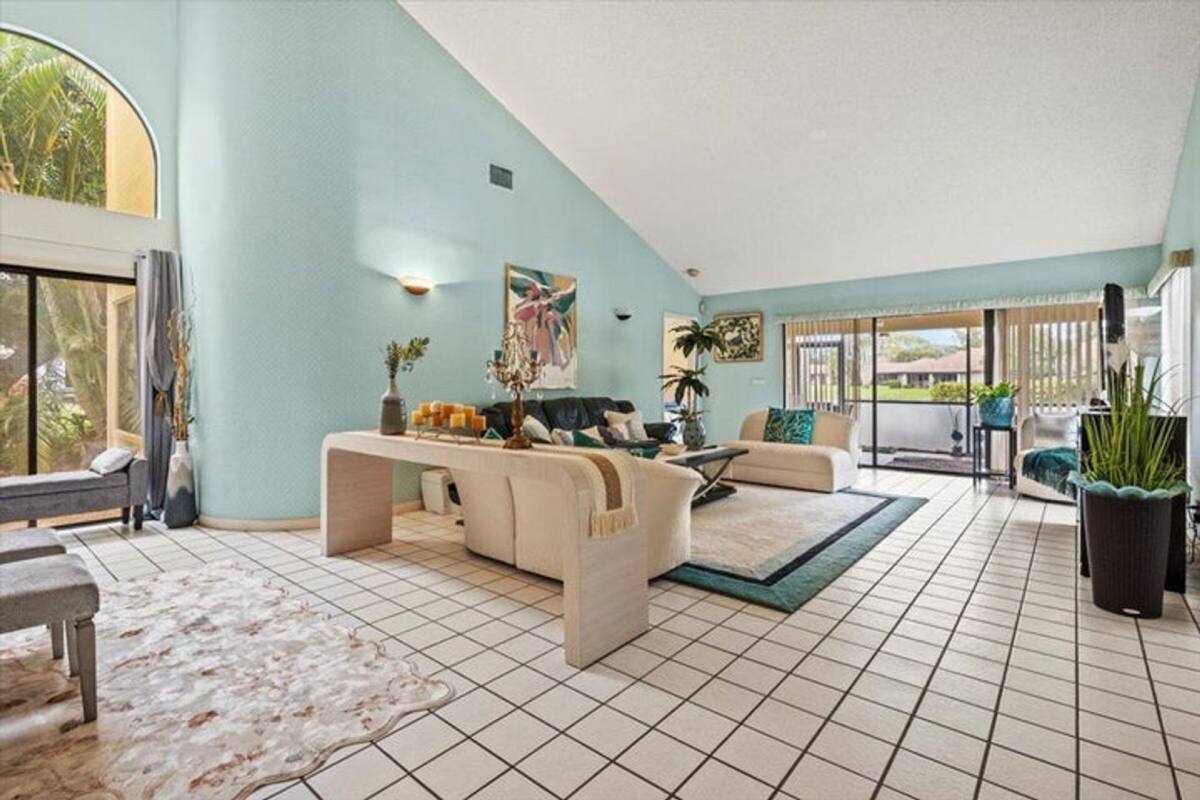House for rent at 6691 S Pine Court, Palm Beach Gardens, FL 33418