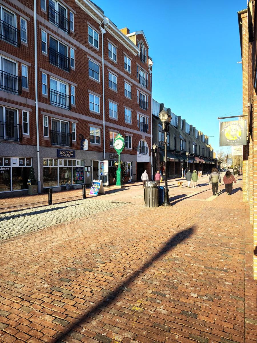 Apartment for rent at 260 Washington St, Salem, MA 01970