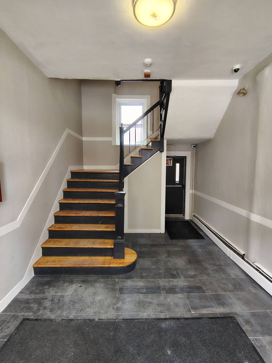 Apartment for rent at 260 Washington St, Salem, MA 01970