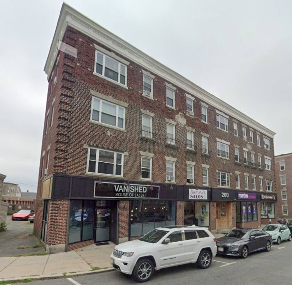 Apartment for rent at 260 Washington St, Salem, MA 01970