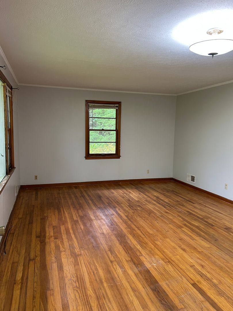 House for rent at 916 Stewart St, Oxford, AL 36203