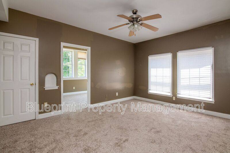 Apartment for rent at 1720 Cullman Ave #3, Birmingham, AL 35208