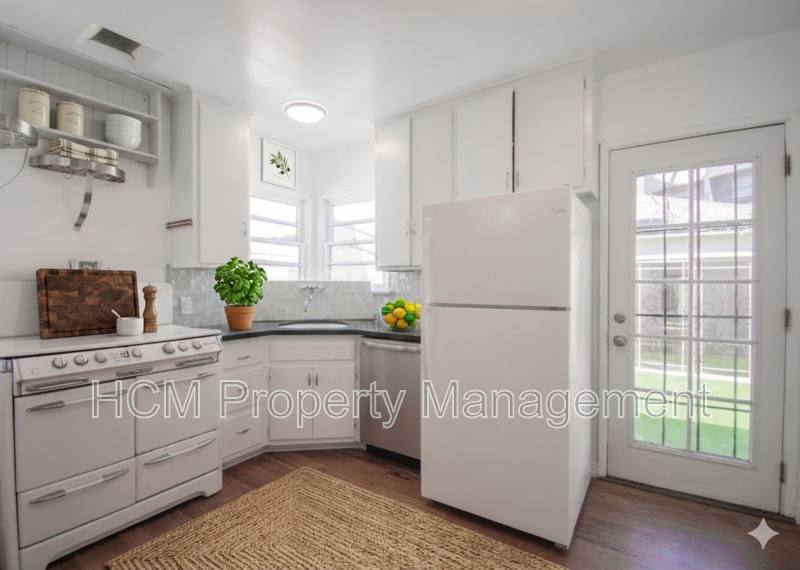 House for rent at 1781 1 2 Washington Way, Venice, CA 90291