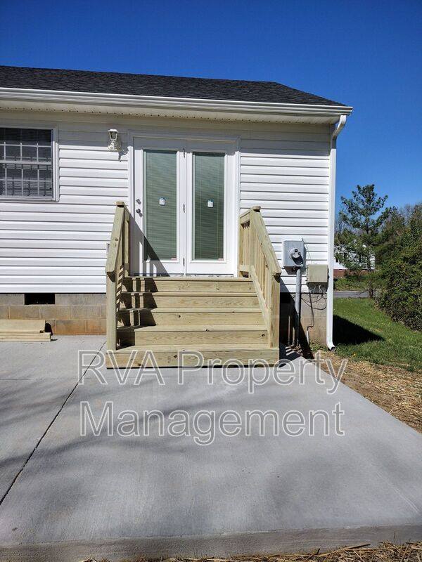 House for rent at 6105 Varina Point Lane, Henrico, VA 23231