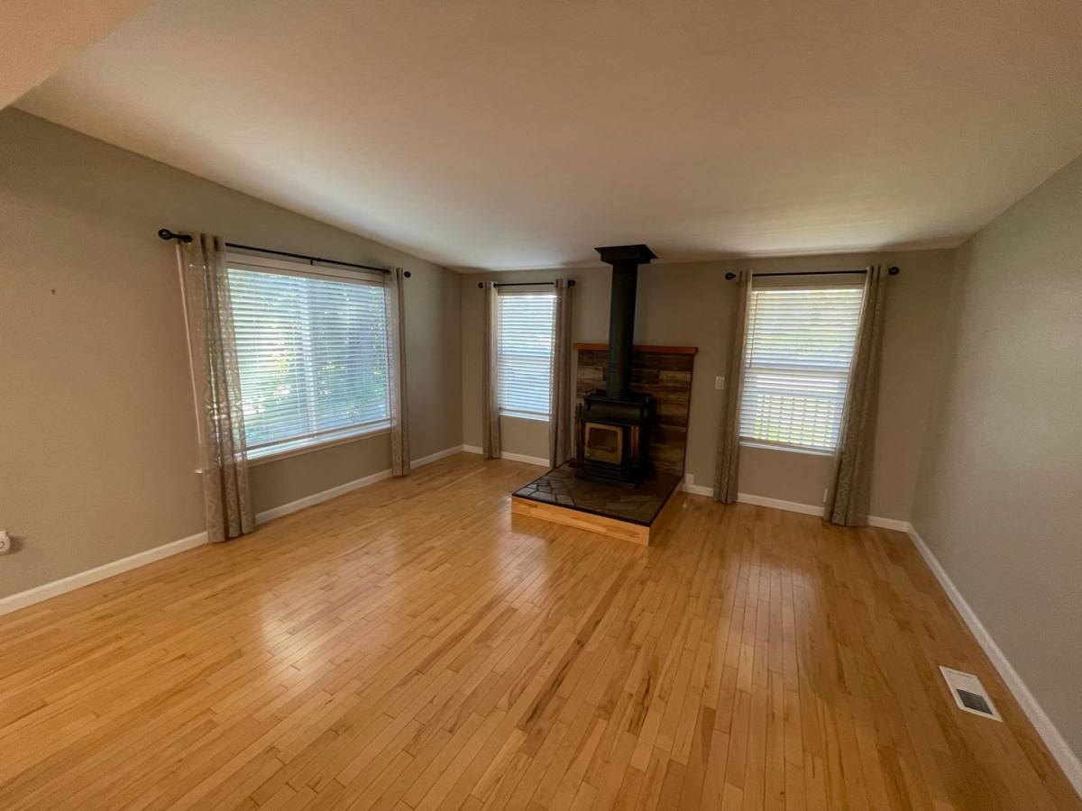 House for rent at 4113 Kingsway, Anacortes, WA 98221