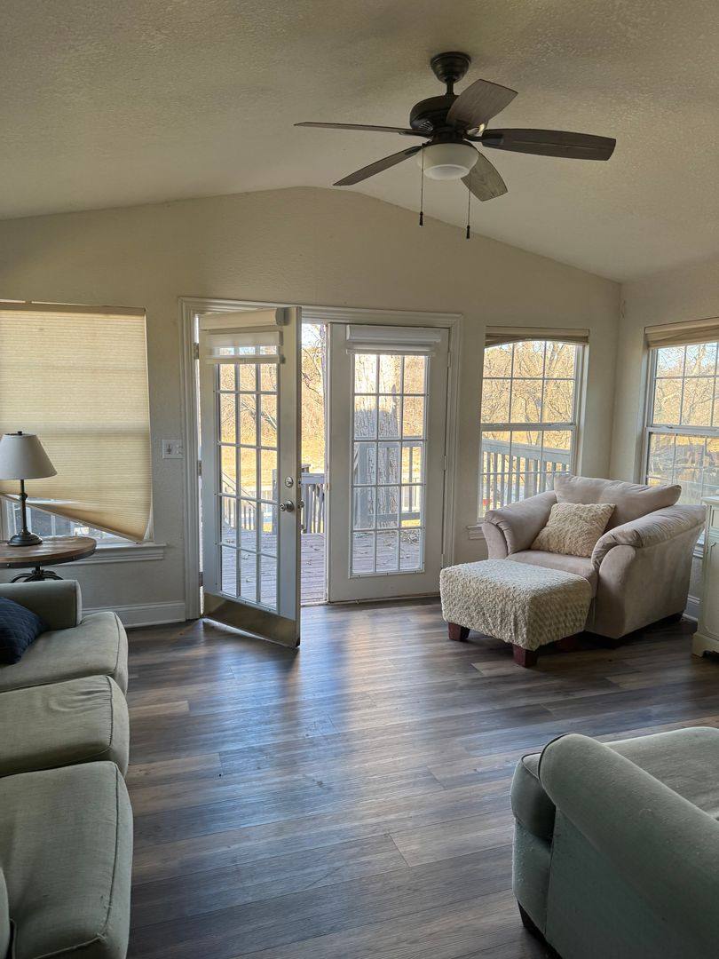 House for rent at 352 County Rd, Clifton, TX 76634