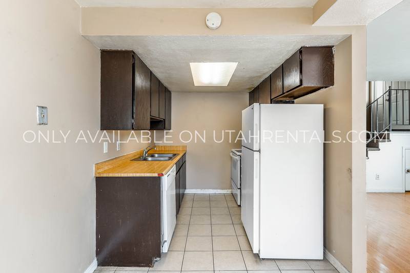 Apartment for rent at 230 W Foxbridge Dr, Midvale, UT 84047