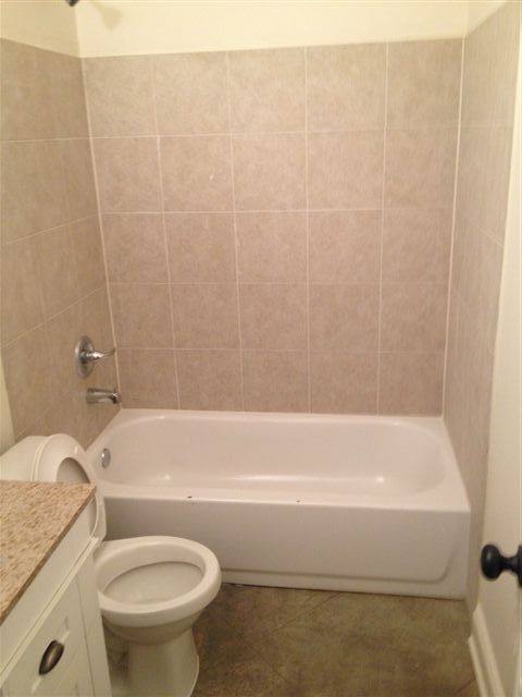 Apartment for rent at 172 N Willett, Memphis, TN 38104