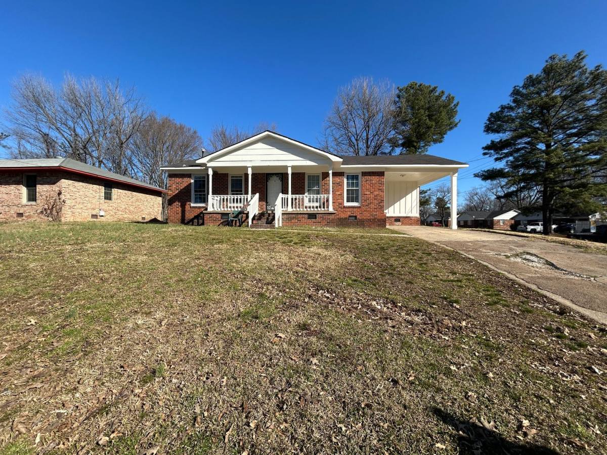 House for rent at 1085 Berrywood Ave, Brownsville, TN 38012