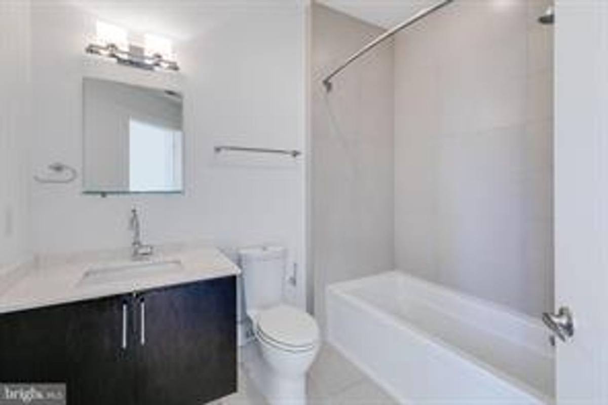 House for rent at 1106 N Hope St, Philadelphia, PA 19123