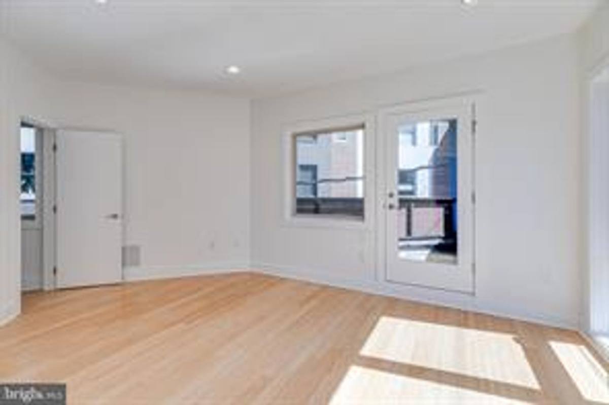 House for rent at 1106 N Hope St, Philadelphia, PA 19123
