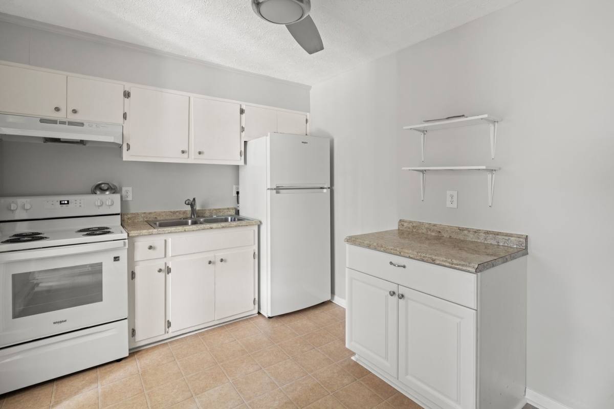 Apartment for rent at 136 Louisiana Ave, Asheville, NC 28806