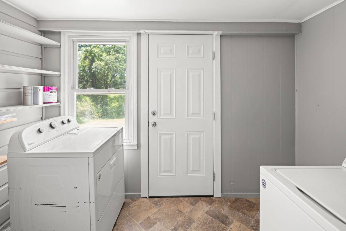Apartment for rent at 136 Louisiana Ave, Asheville, NC 28806