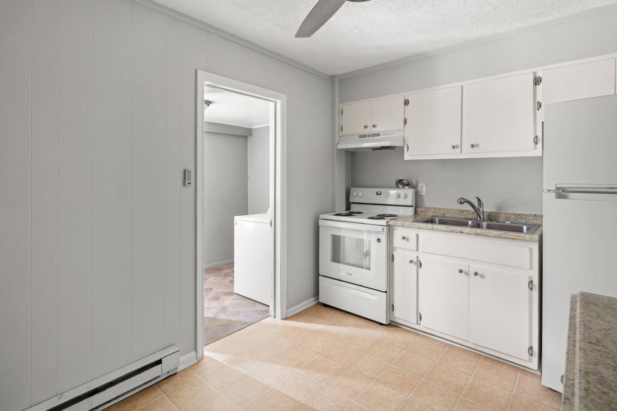 Apartment for rent at 136 Louisiana Ave, Asheville, NC 28806