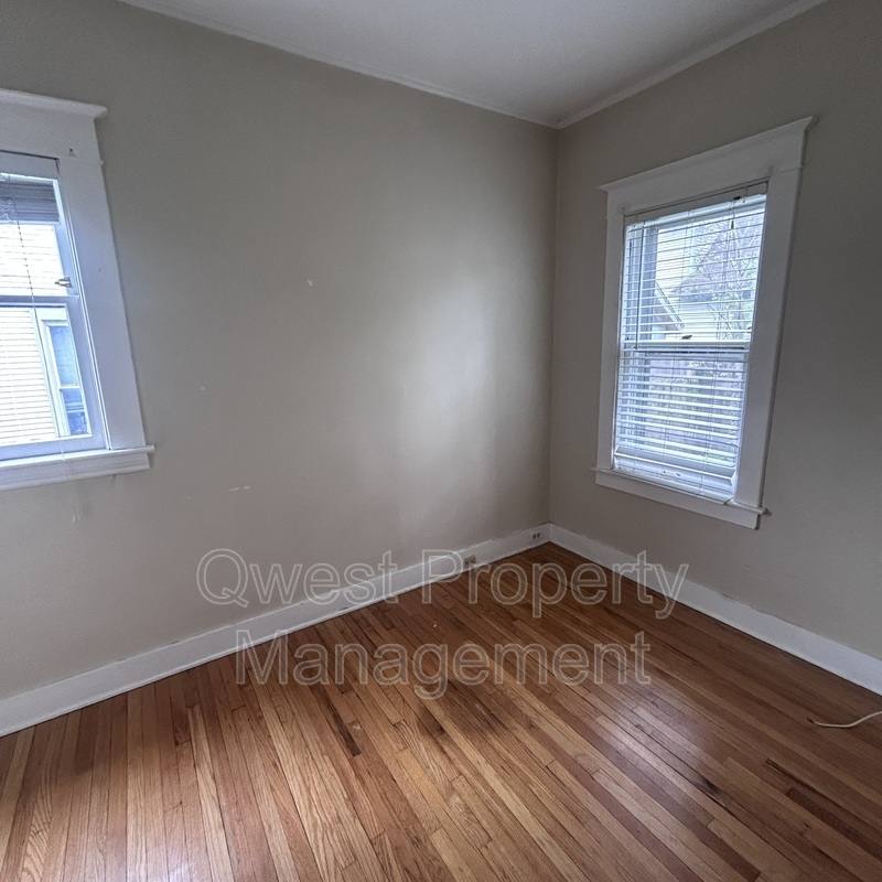 Apartment for rent at 1126 Fulton St, Grand Rapids, MI 49506