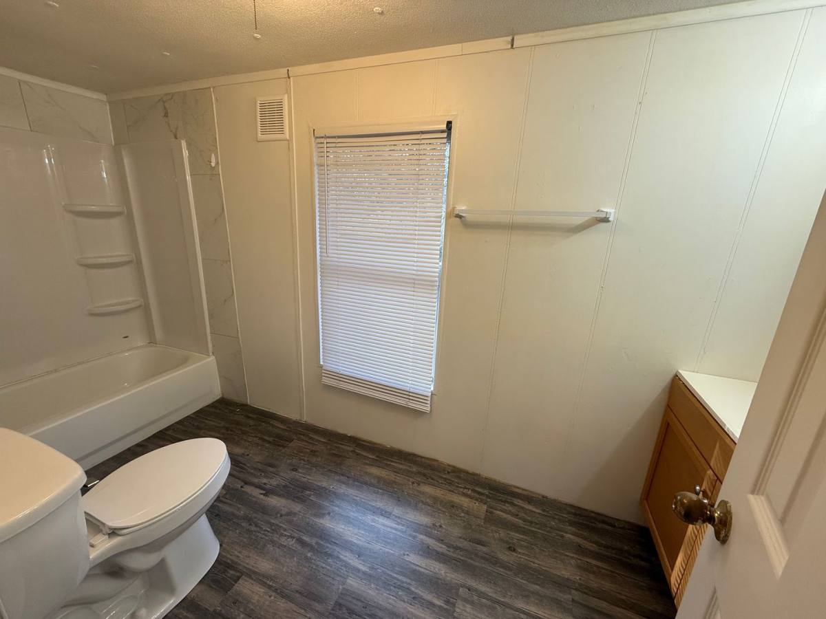 House for rent at 16584 Lakeway Circle, Flint, TX 75762