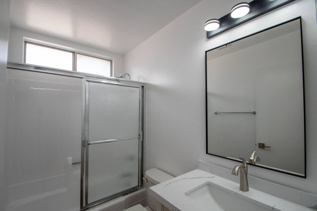 Apartment for rent at 13019 Oxnard St, Van Nuys, CA 91401