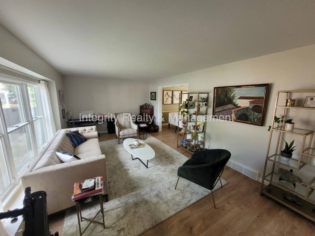 House for rent at 10074 E Lake Dr, Englewood, CO 80111