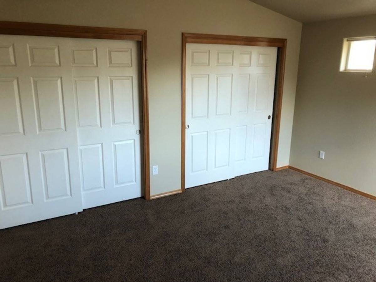 Townhouse for rent at 136 SW Sharon Jane Place, McMinnville, OR 97128