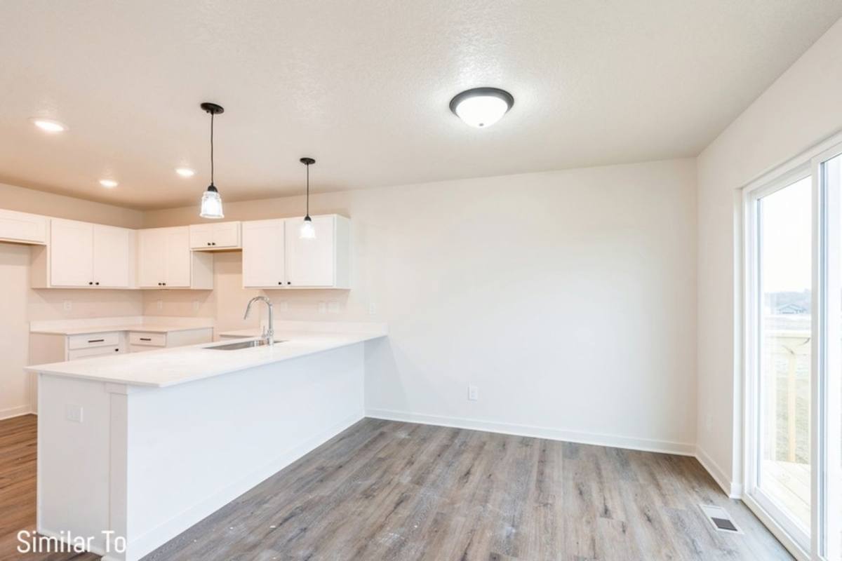 House for rent at 2822 20th St SW, Altoona, IA 50009