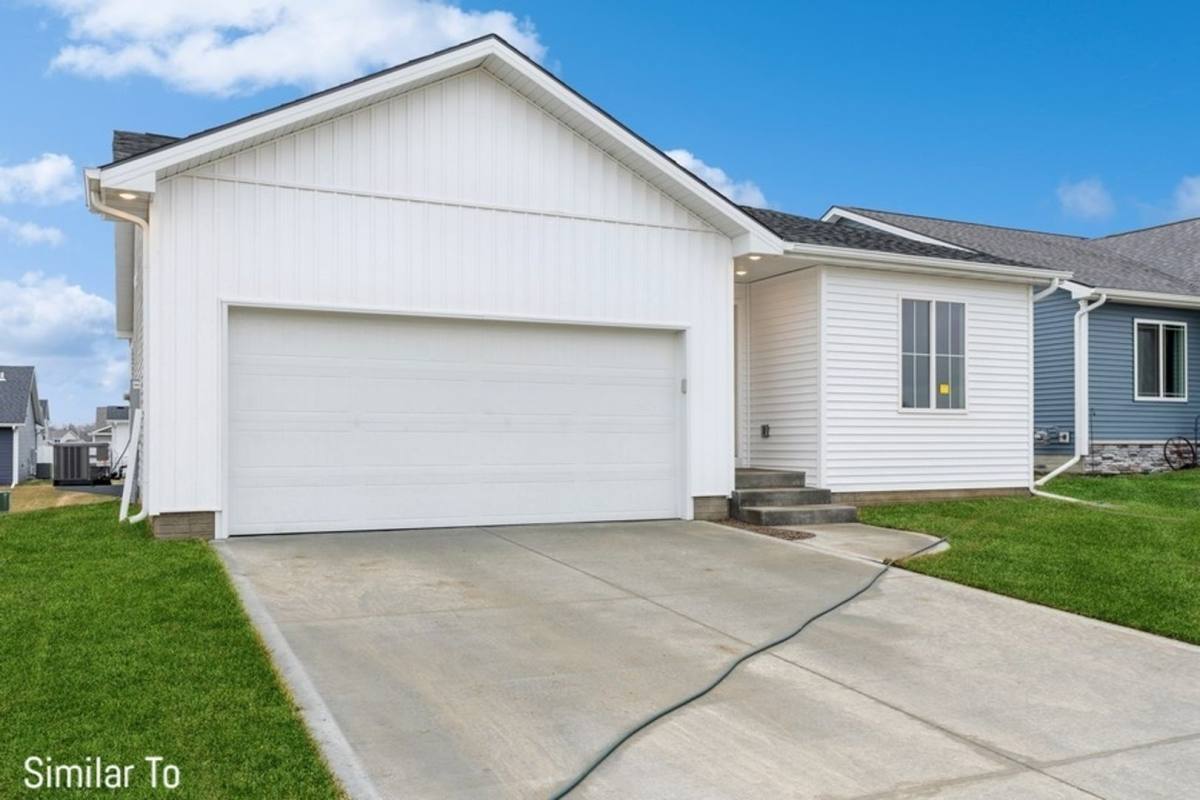 House for rent at 2822 20th St SW, Altoona, IA 50009