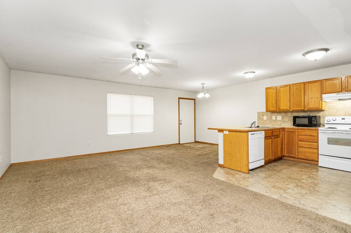 Townhouse for rent at 1104 Country Club Lane, Junction City, KS 66441