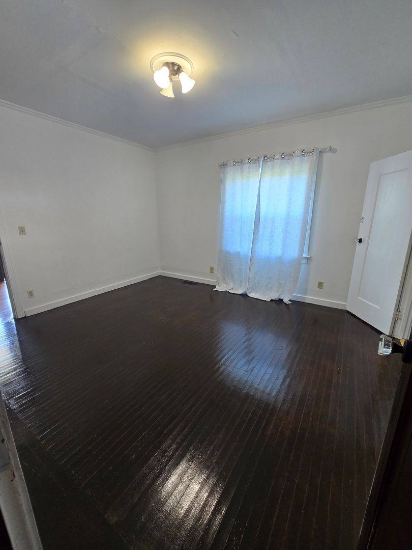 House for rent at 36 15th St, Richmond, CA 94801