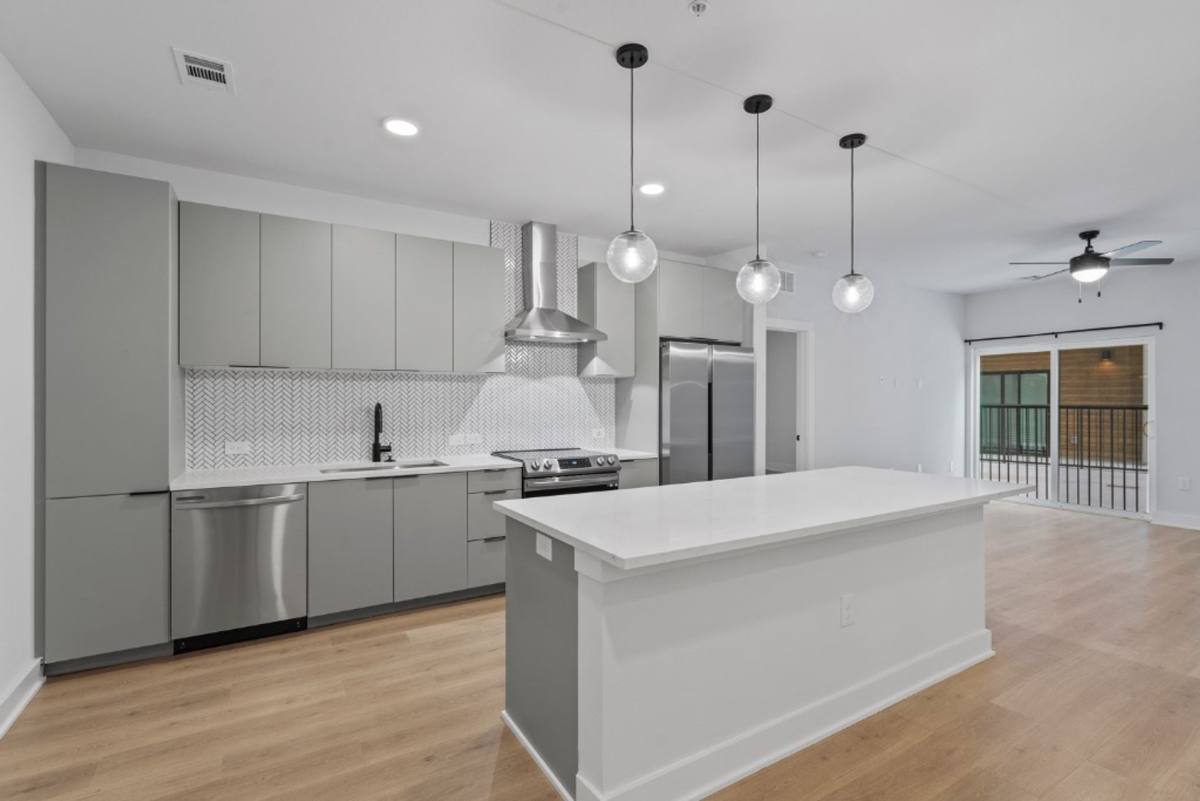 Condo for rent at 2500 Longview St, Austin, TX 78705