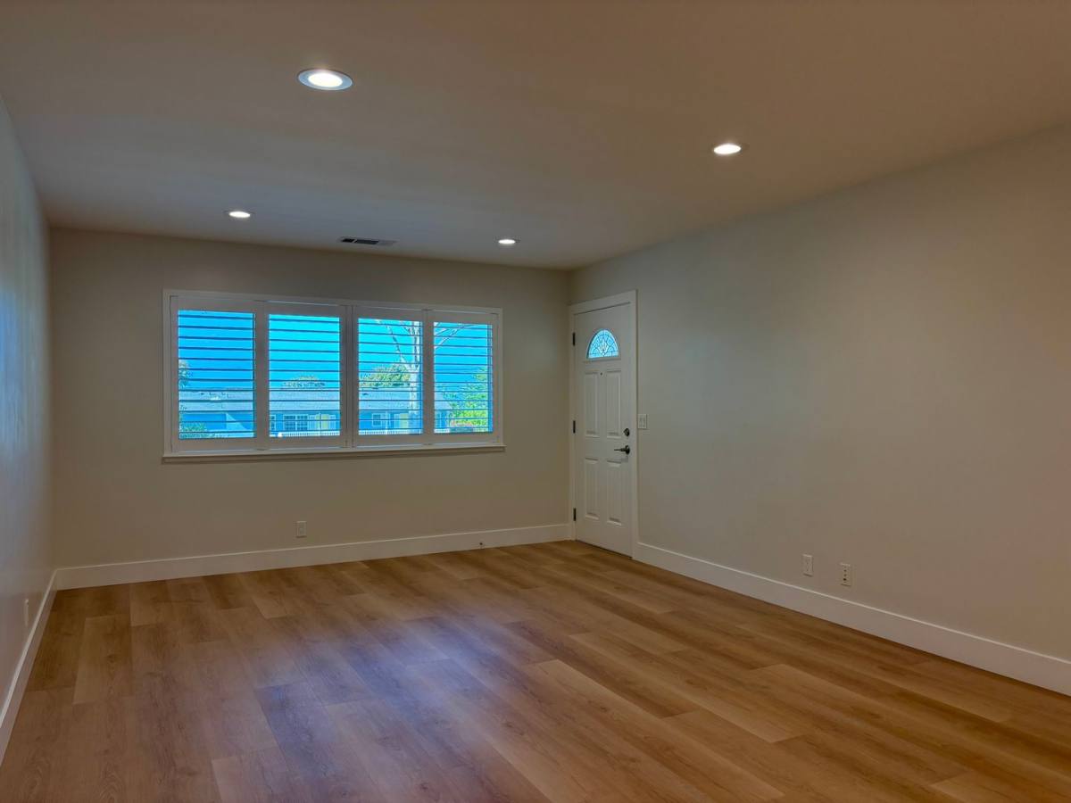 Apartment for rent at 845 Lighthouse, Pacific Grove, CA 93950