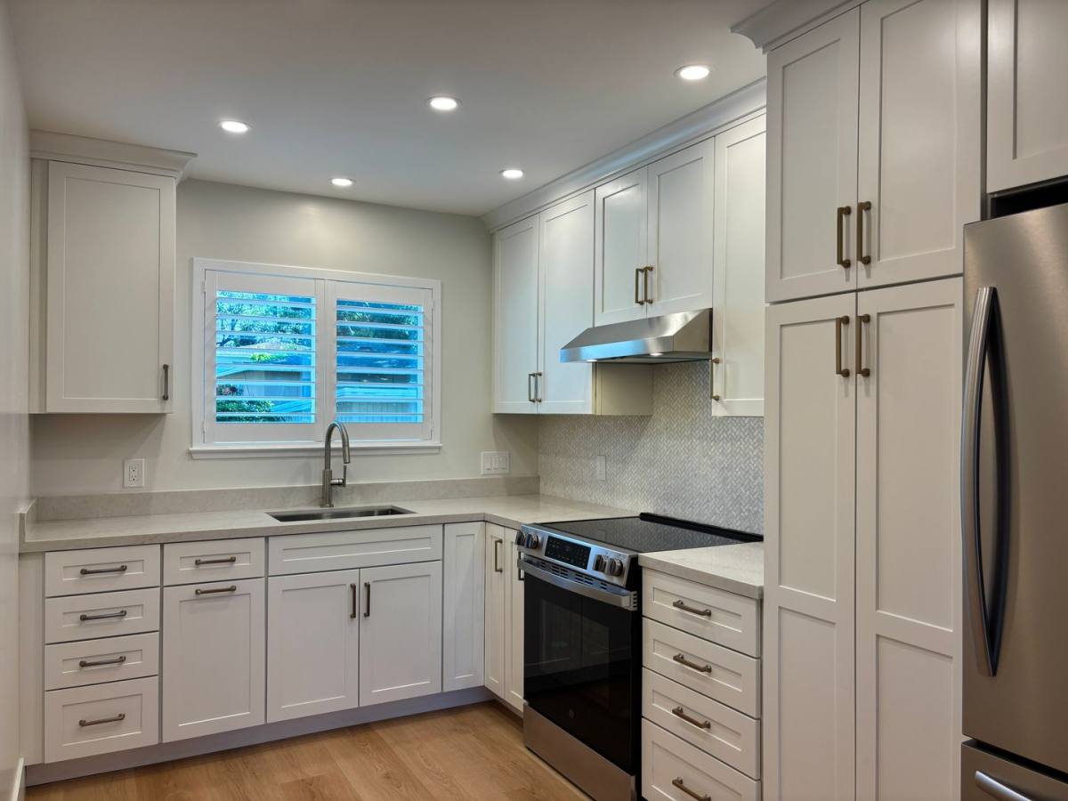 Apartment for rent at 845 Lighthouse, Pacific Grove, CA 93950