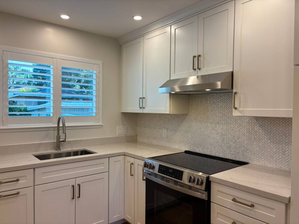 Apartment for rent at 845 Lighthouse, Pacific Grove, CA 93950