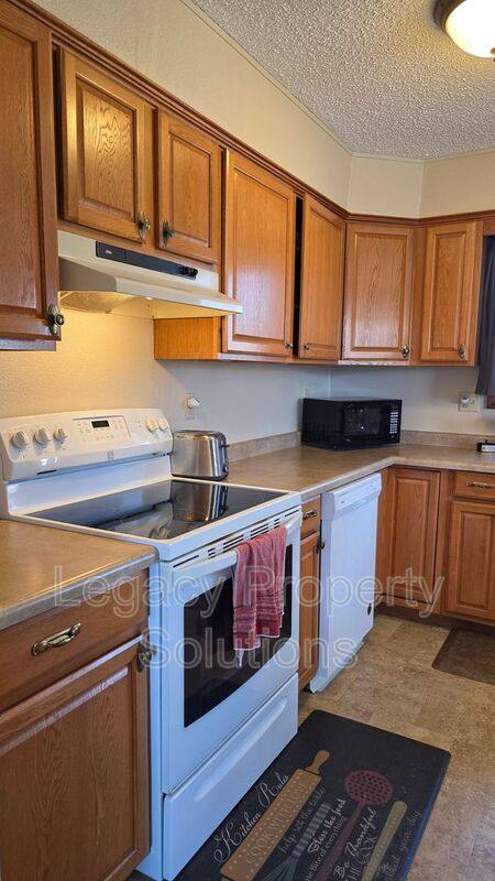 House for rent at 1304 E Ingals Ave, Bismarck, ND 58504