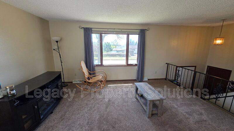 House for rent at 1304 E Ingals Ave, Bismarck, ND 58504