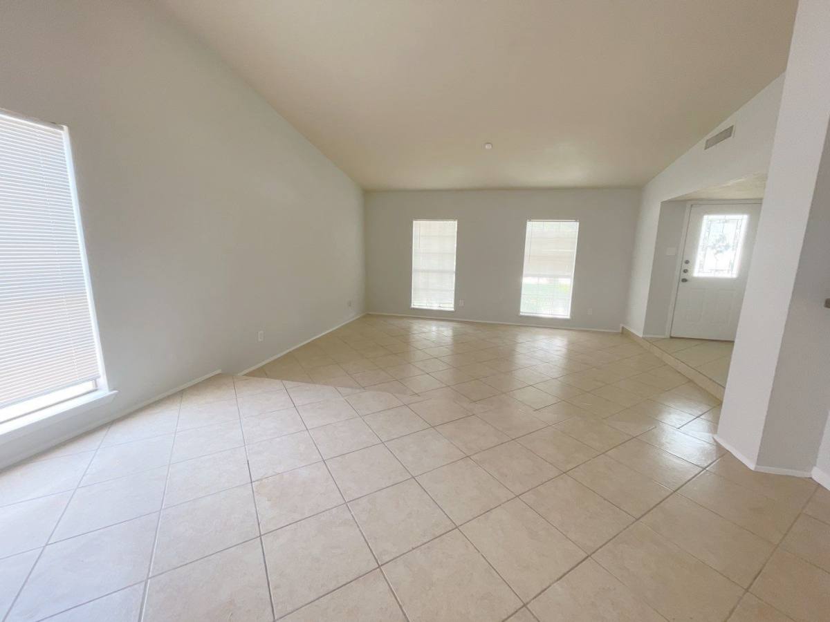 House for rent at 3906 Postwood Dr, Spring, TX 77388