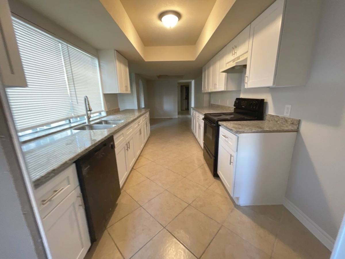 House for rent at 3906 Postwood Dr, Spring, TX 77388