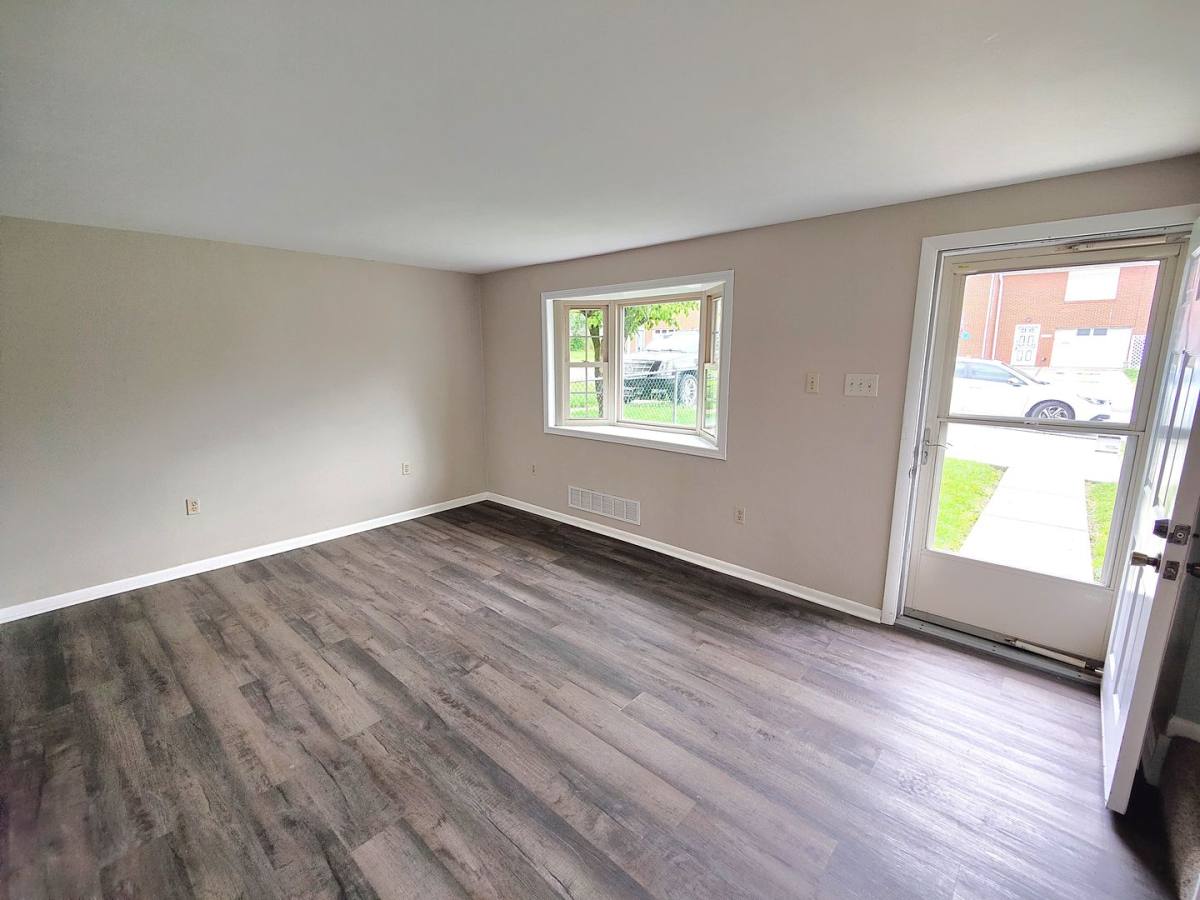 Townhouse for rent at 1704 Anna Ave, West Mifflin, PA 15122