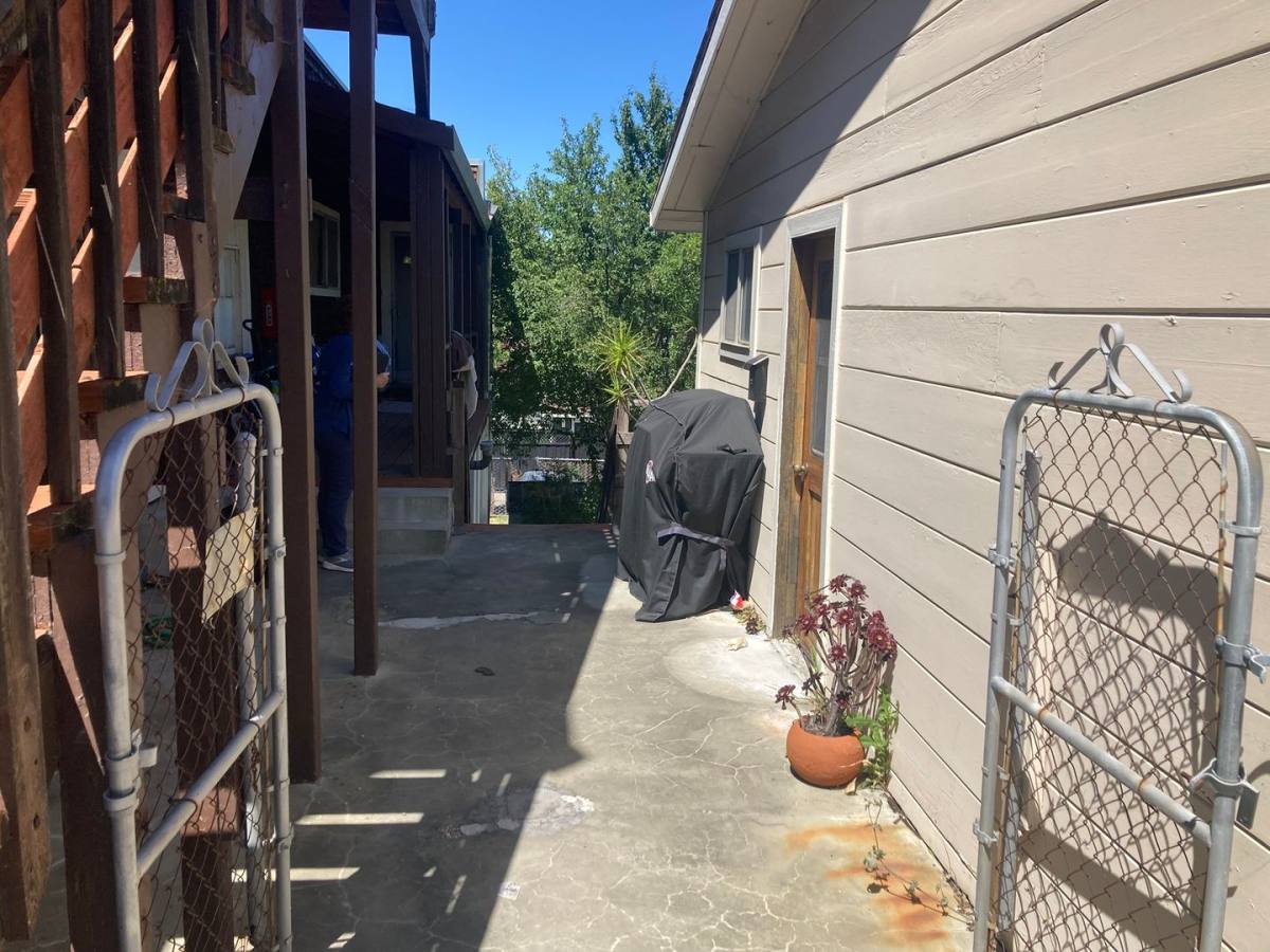 Apartment for rent at 615 E I St, Benicia, CA 94510