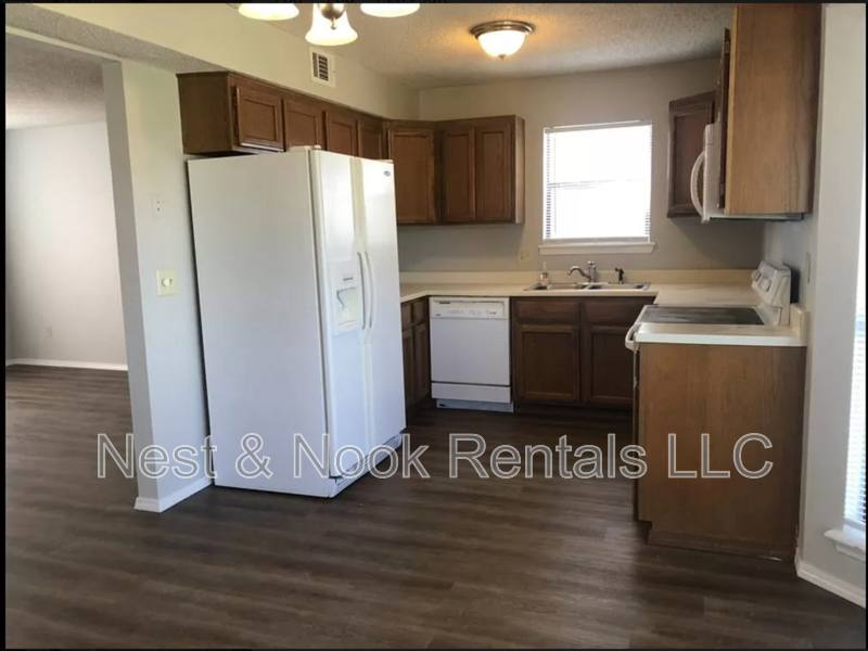 House for rent at 3000 W Houston Place, Broken Arrow, OK 74012