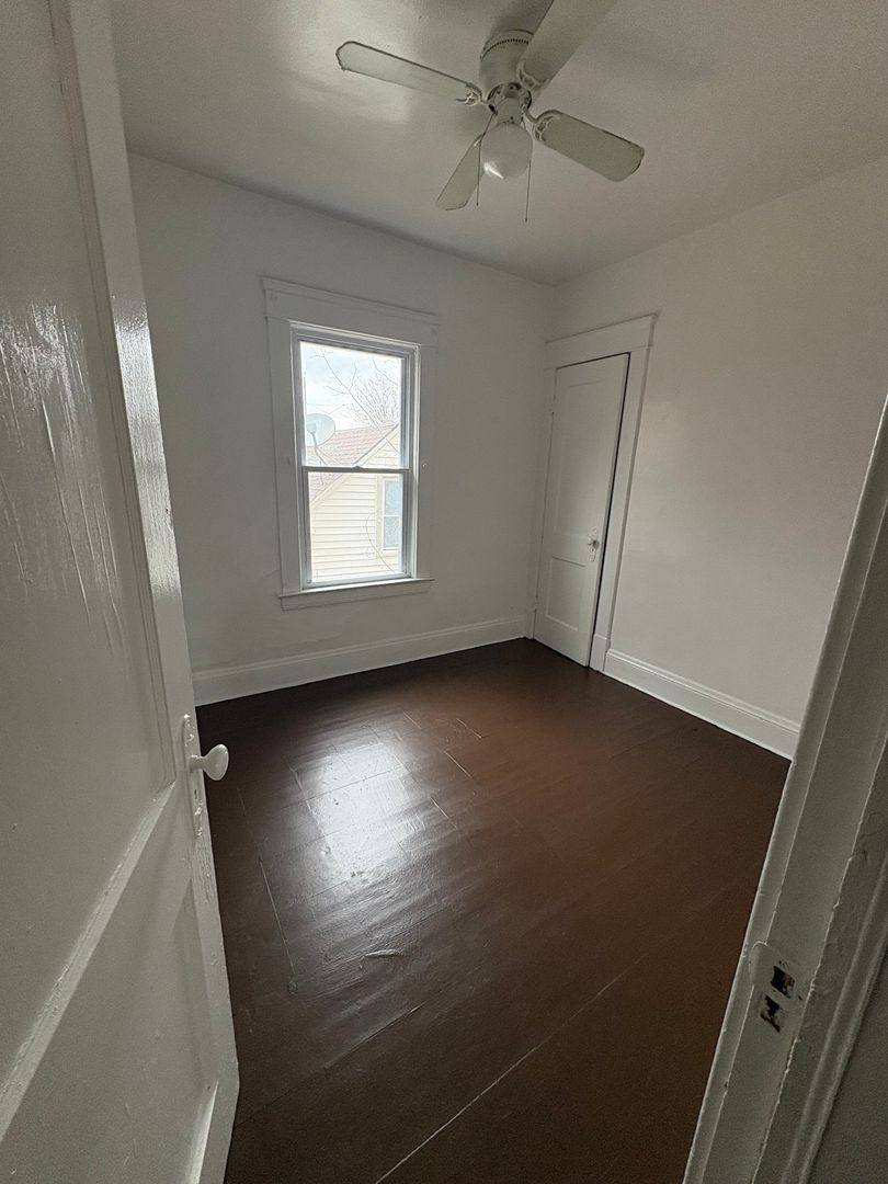 Apartment for rent at 3026 E 123rd St, Cleveland, OH 44120