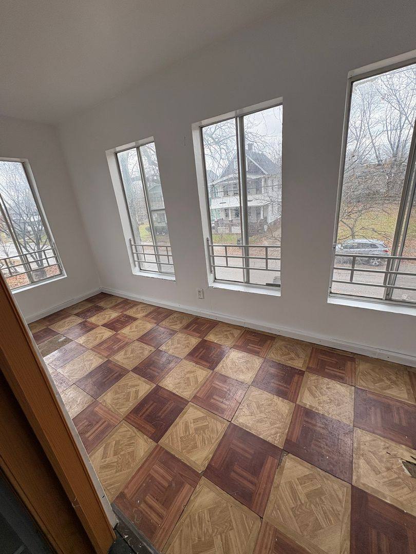 Apartment for rent at 3026 E 123rd St, Cleveland, OH 44120