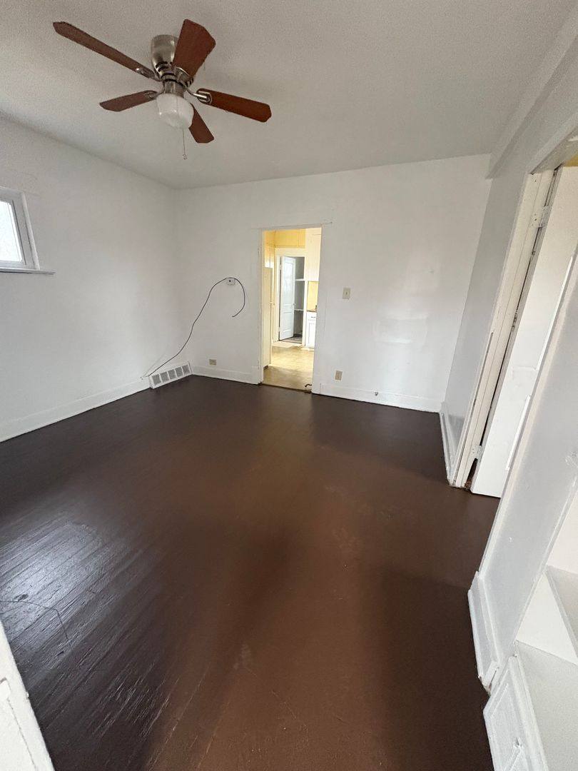 Apartment for rent at 3026 E 123rd St, Cleveland, OH 44120